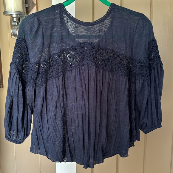 GUC Free People top - Picture 2 of 6